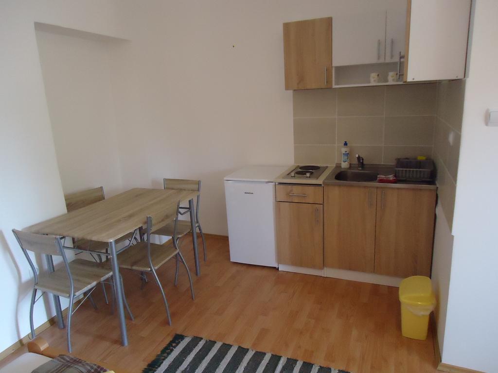 Prenociste Vila Stara Breza Palić Camera foto